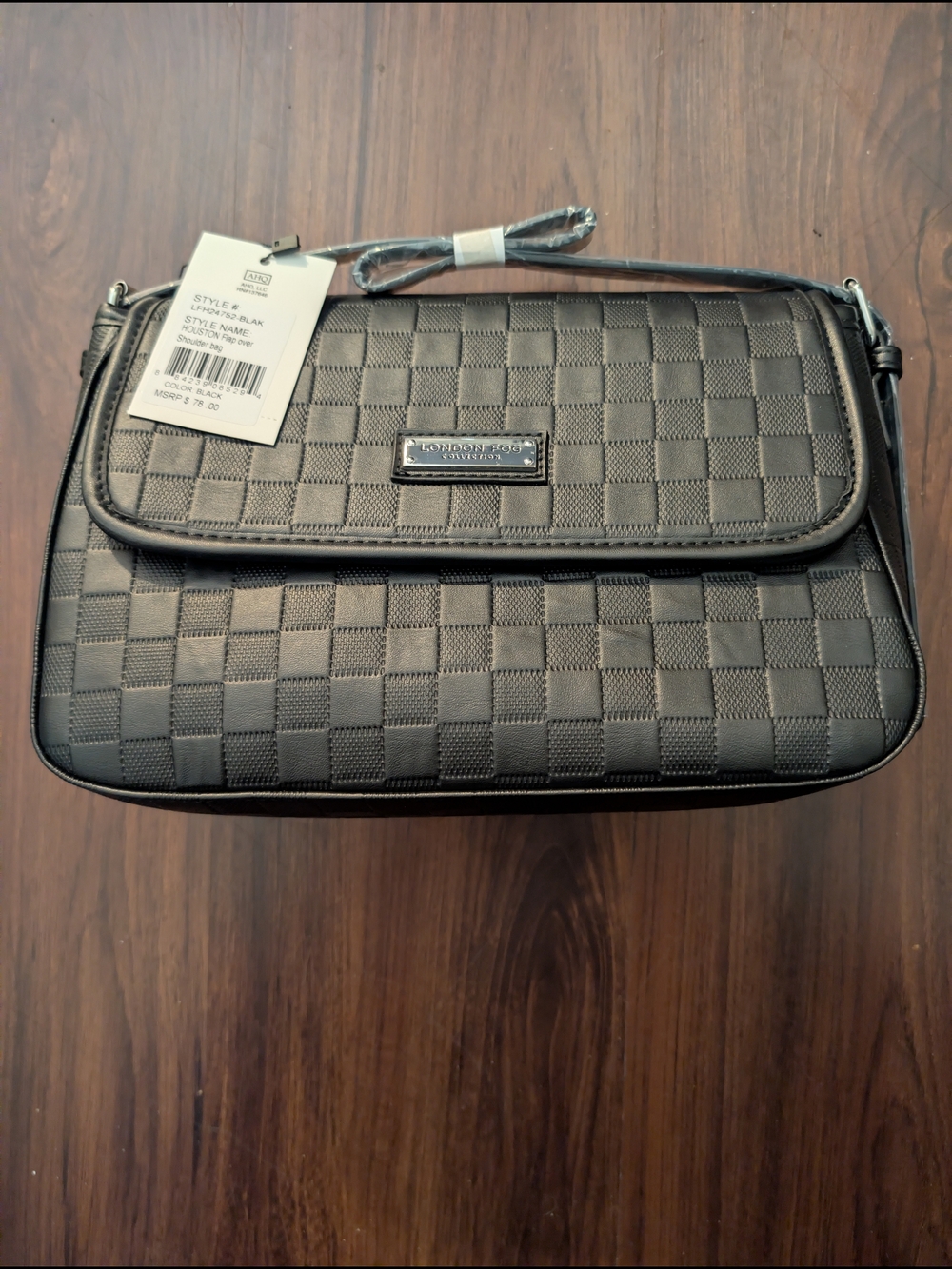 London Fog Black Quilted Shoulder Bag - Picture 3 of 6